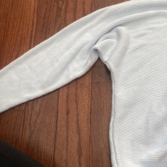 CeCe sweater - Picture 4 of 4